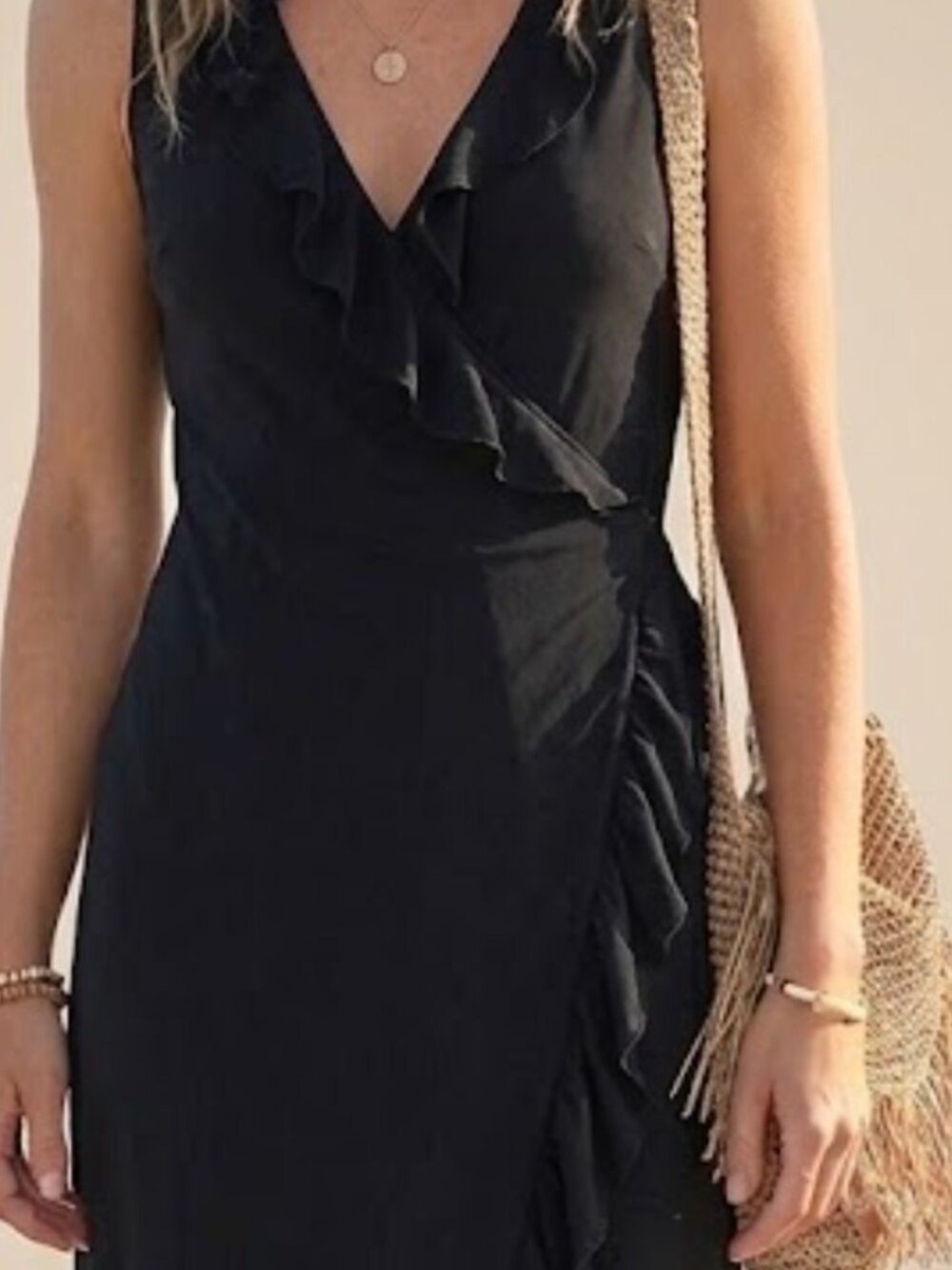 JS COLLECTION Classic Black Wrap Dress Bodycon Plunging V-Neck Made in Canada 8